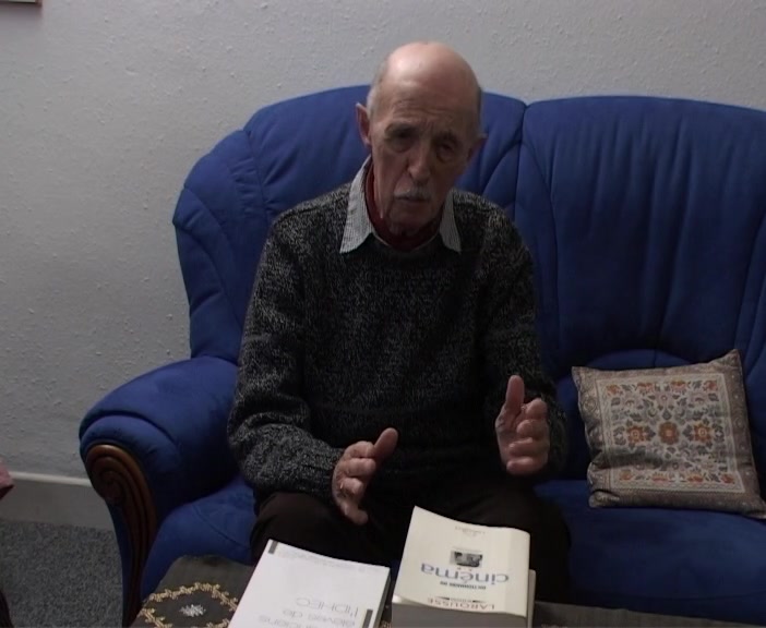 Photogramme d’un entretien filmé avec Henri Agel en 2004